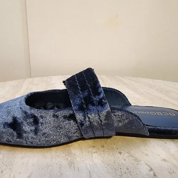 BCBGeneration Womens Hope Squ Naval Blue Velvet from Macy’s - c019 - Picture 4 of 9